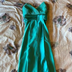 Sea Green Knee-length Prom Dress